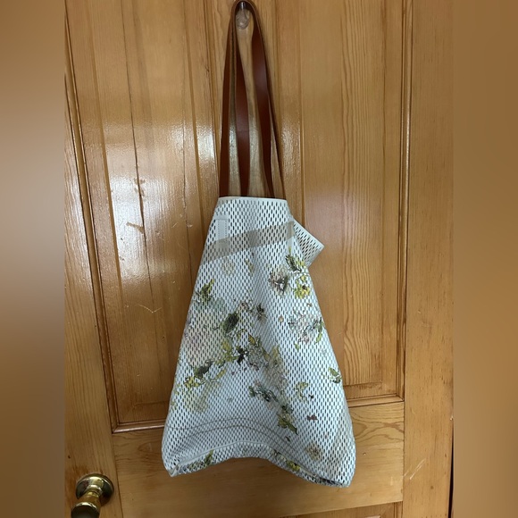 Anthropologie Floral leather Mesh Tote Bag - Picture 4 of 4
